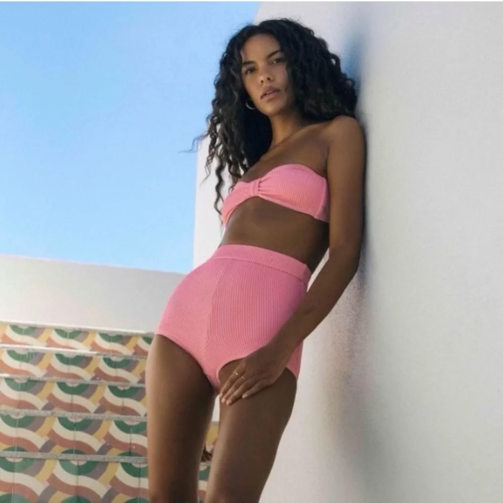 Billabong 🌸 Baby Pink Textured Strapless Bandeau Knot Bikini Top